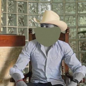 Meet your Posher, Arturo